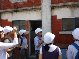students visit HKU pump house buildings