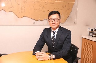 許漢忠：當年幸得貴人相助 今日亦願作育英才