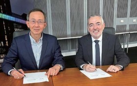 The MOU was signed by Professor William K.M. Lee, Director of HKU SPACE, and Professor Paul Seawright, Deputy Vice Chancellor at Ulster University.