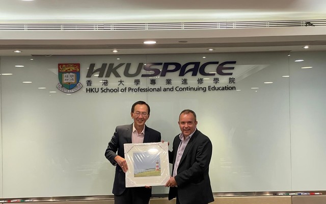 與普利茅斯大學的合作夥伴會議