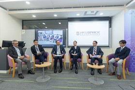 The round-table discussion chaired by Professor William K.M. Lee, Director of HKU SPACE