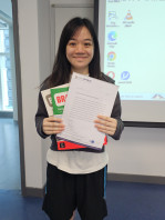 恭喜Yan獲得我們意大利語中級證書課程的飛躍進步獎! Congratulazioni!