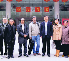 Visit to Guangdong Provincial Archives with media and students in Feb 2012