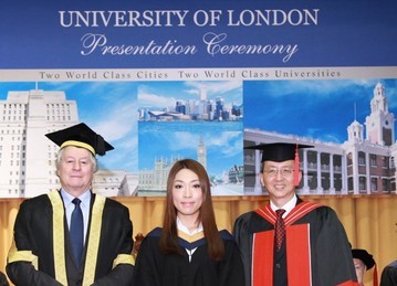 PCLL & 1st class success for Leung Yan at HKU SPACE